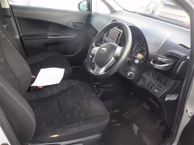 SUBARU TREZIA