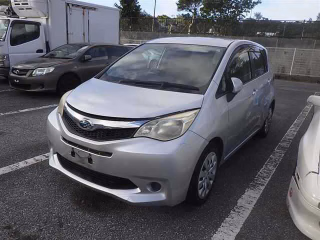 SUBARU TREZIA