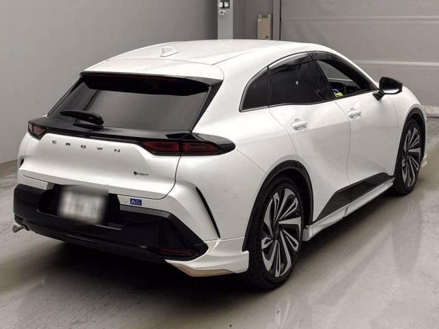 TOYOTA CROWN