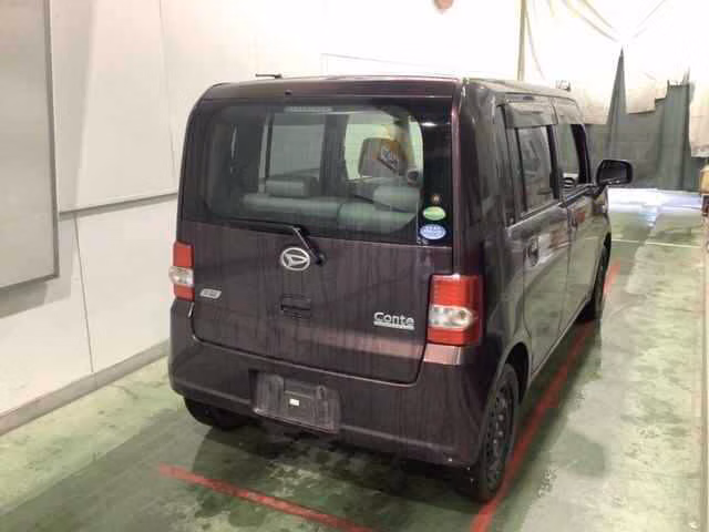 DAIHATSU MOVE CONTE
