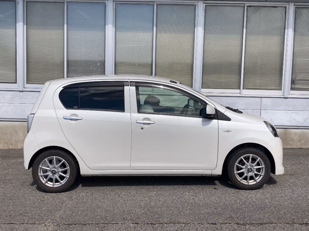 TOYOTA PIXIS EPOCH