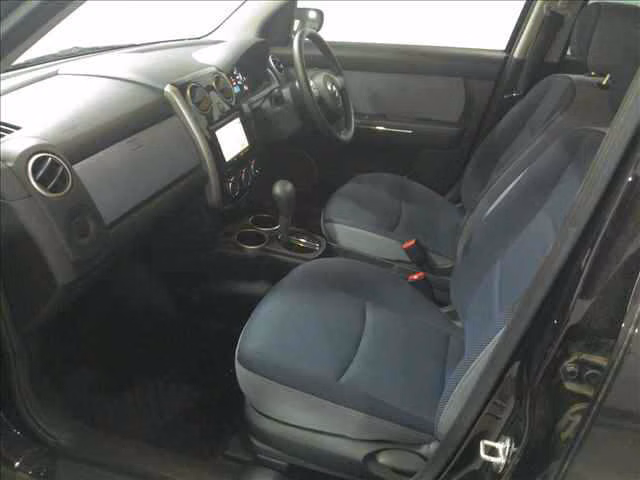 MAZDA VERISA