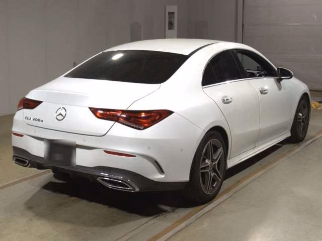 MERCEDES-BENZ CLA-CLASS