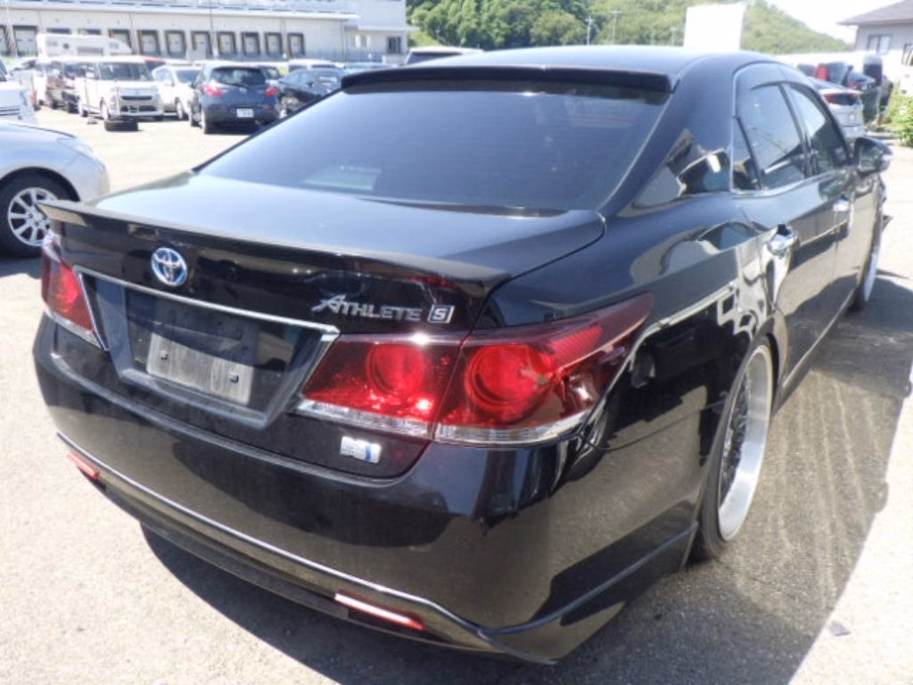 TOYOTA CROWN