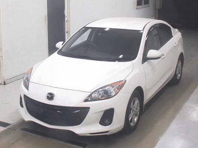 MAZDA AXELA