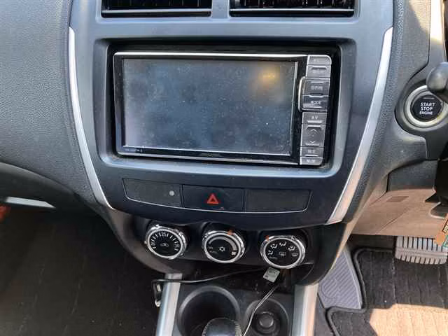 MITSUBISHI RVR