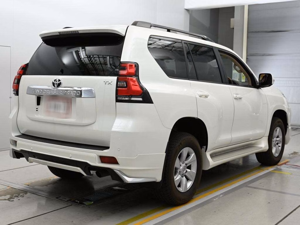 TOYOTA LAND CRUISER PRADO