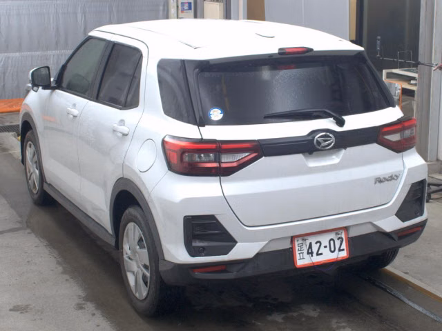 DAIHATSU ROCKY