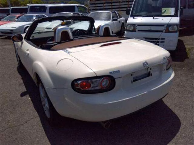 MAZDA ROADSTER