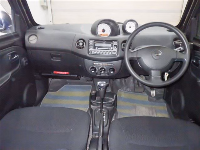 DAIHATSU ESSE