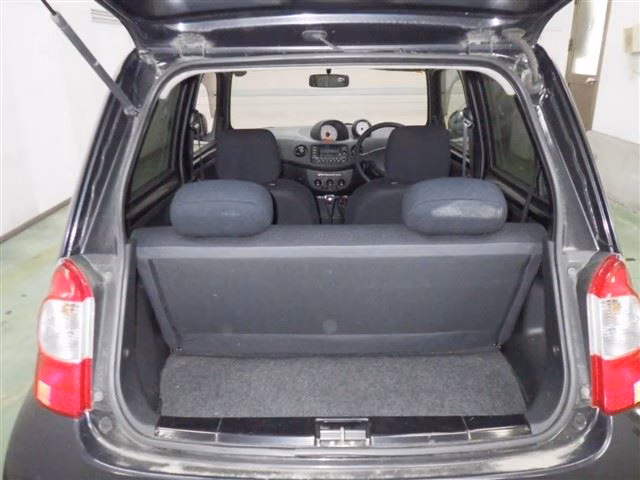 DAIHATSU ESSE