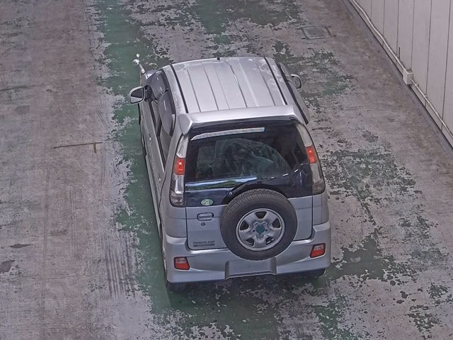 DAIHATSU TERIOS KID