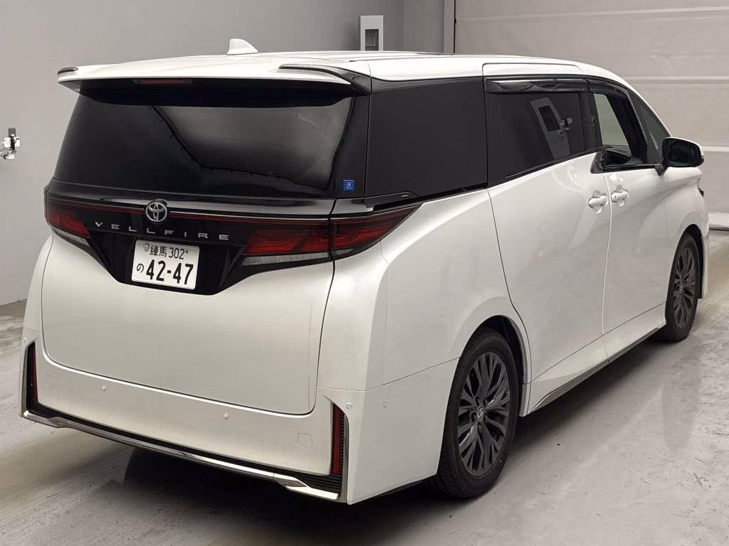TOYOTA VELLFIRE