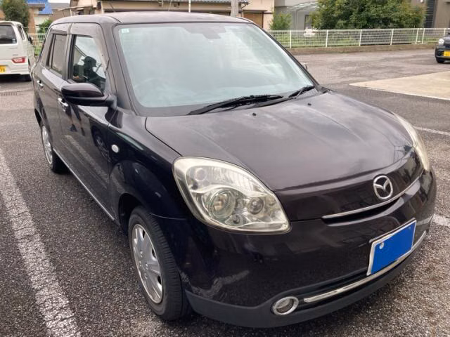 MAZDA VERISA