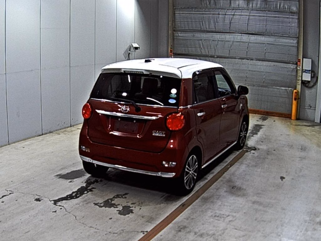 DAIHATSU CAST