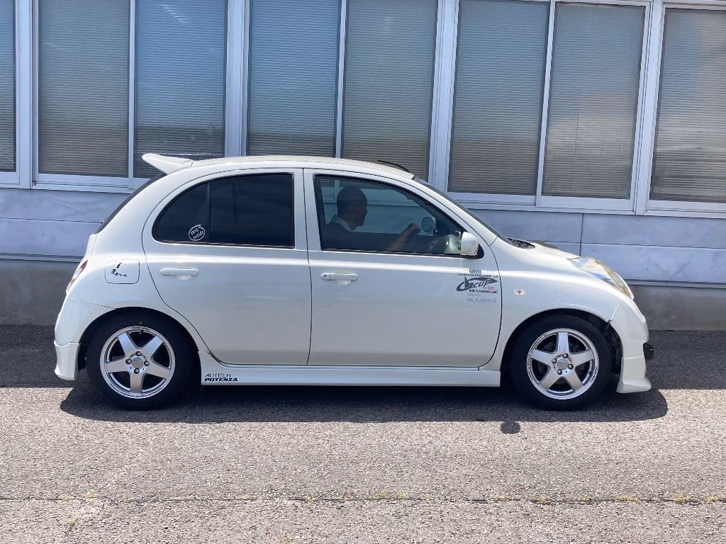 NISSAN MARCH