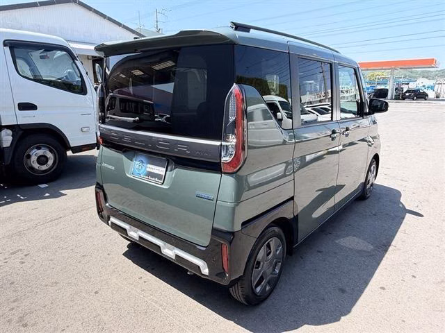 MITSUBISHI DELICA MINI
