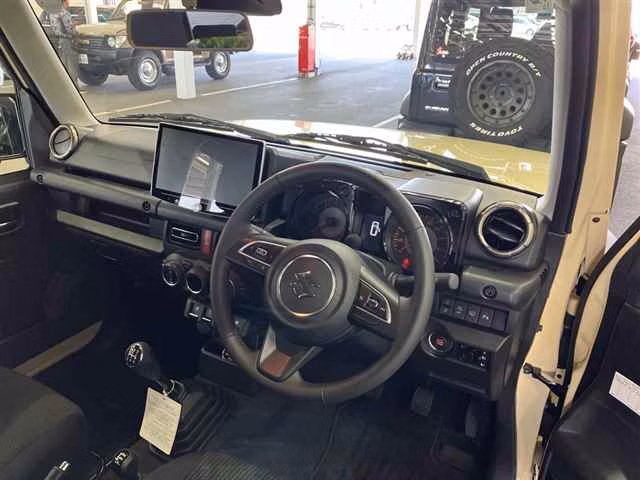 SUZUKI JIMNY SIERRA