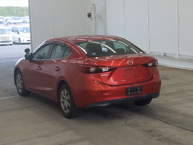 MAZDA AXELA