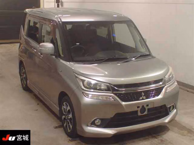 MITSUBISHI DELICA D:2