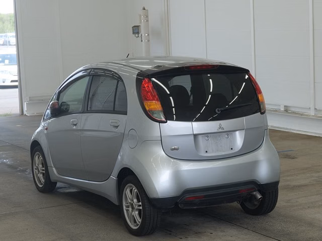 MITSUBISHI I