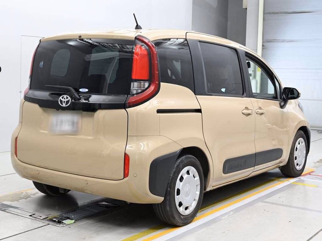 TOYOTA SIENTA