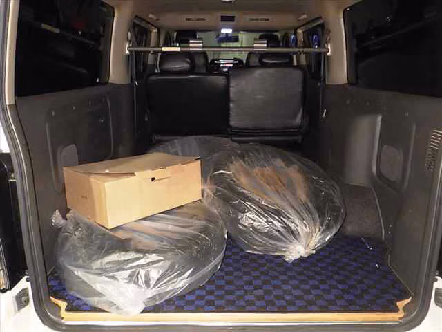 NISSAN NV350 CARAVAN