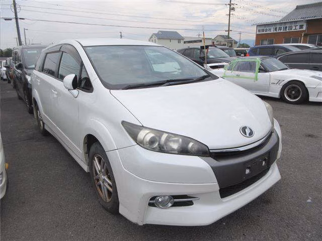 TOYOTA WISH