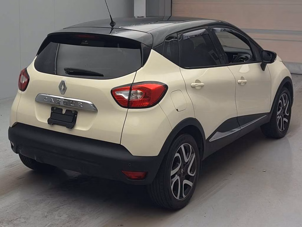 RENAULT CAPTUR