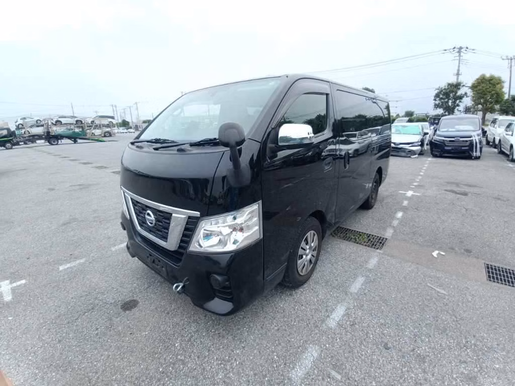 NISSAN NV350 CARAVAN