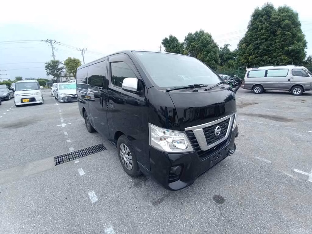 NISSAN NV350 CARAVAN