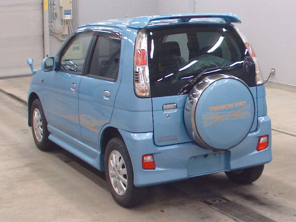 DAIHATSU TERIOS KID