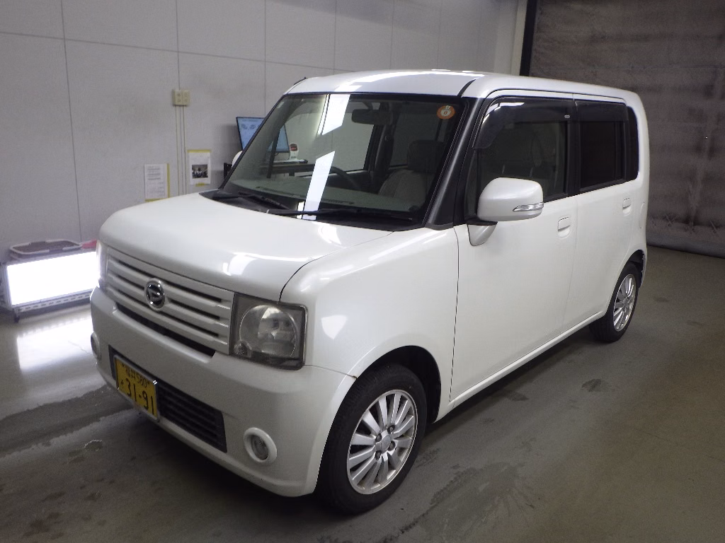 DAIHATSU MOVE CONTE