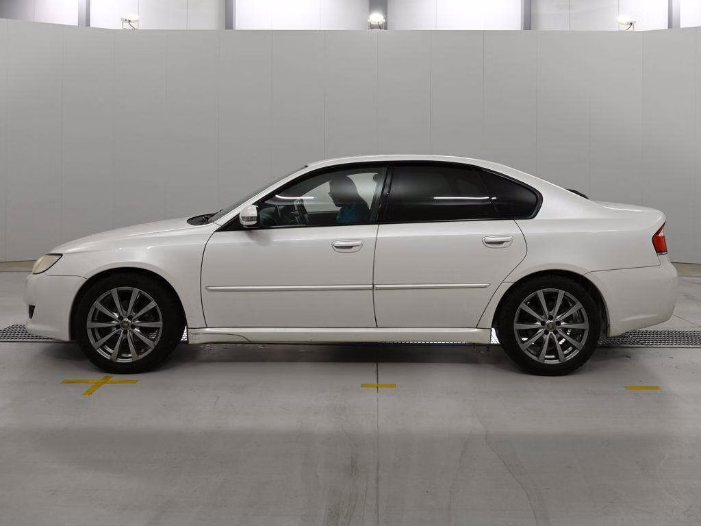 SUBARU LEGACY B4