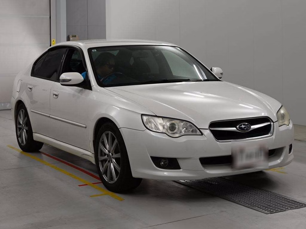 SUBARU LEGACY B4