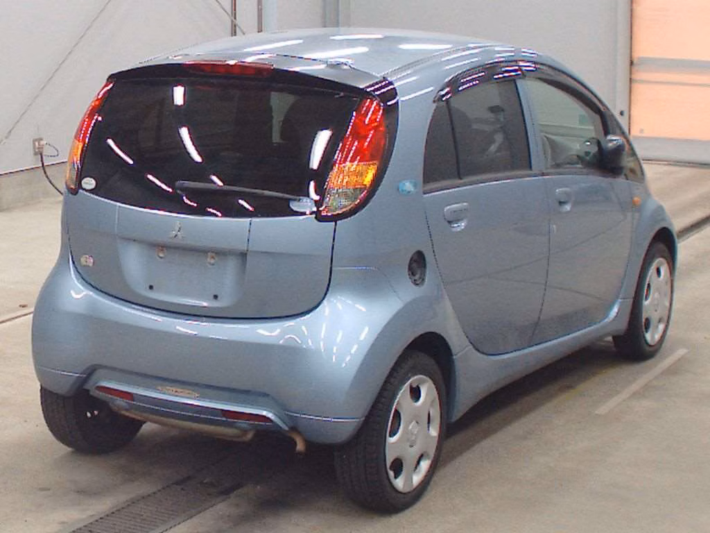 MITSUBISHI I