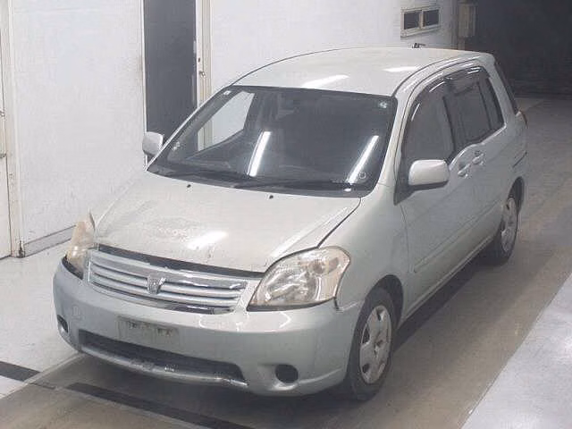 TOYOTA RAUM