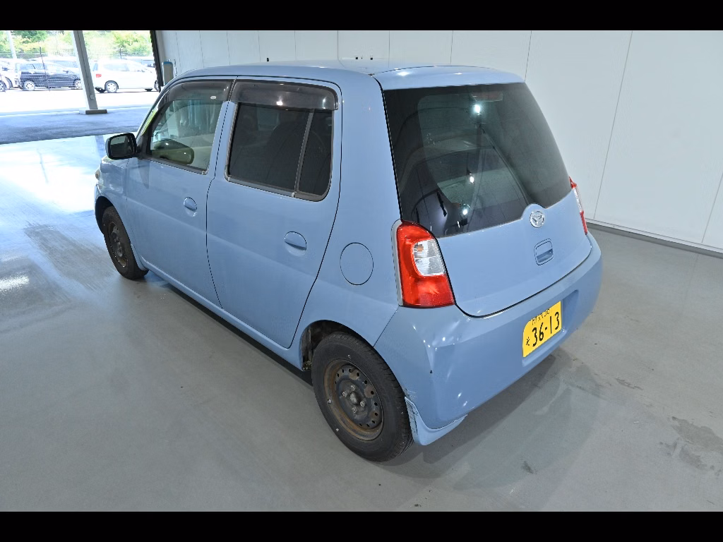 DAIHATSU ESSE