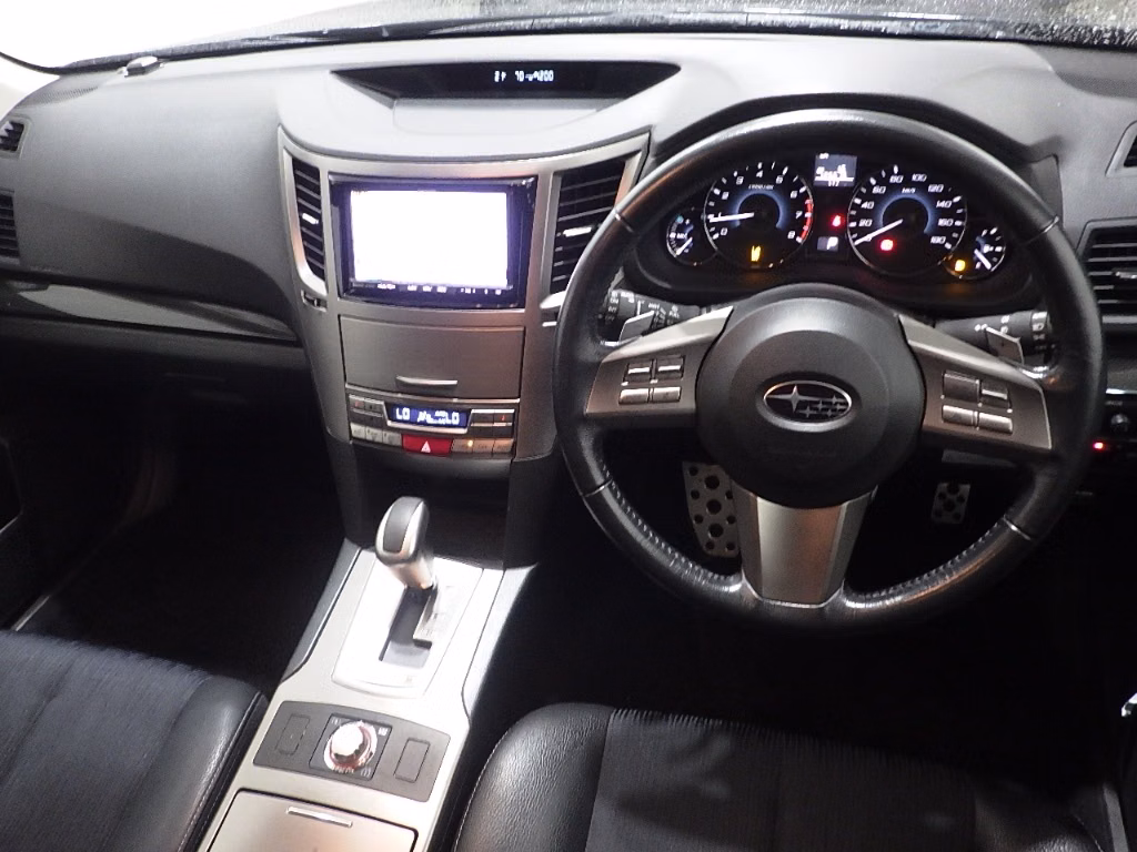 SUBARU LEGACY