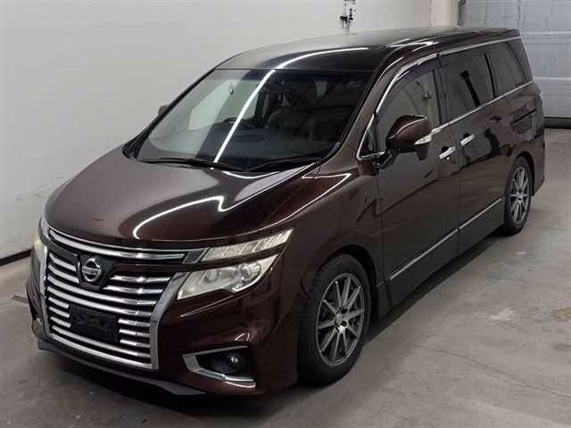NISSAN ELGRAND