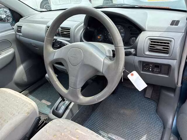 MITSUBISHI MINICA