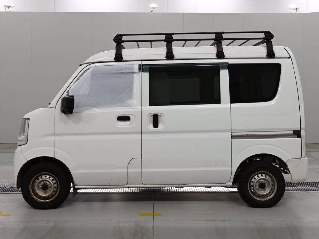 MITSUBISHI MINICAB