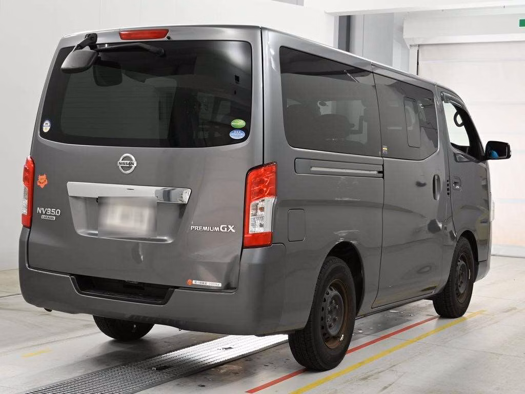 NISSAN NV350 CARAVAN