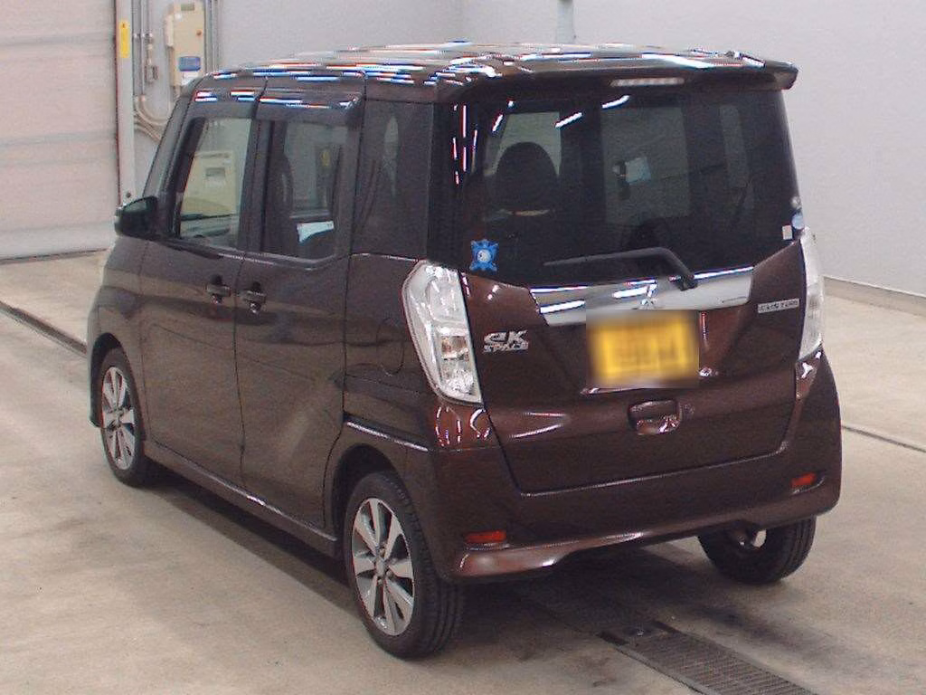 MITSUBISHI EK SPACE