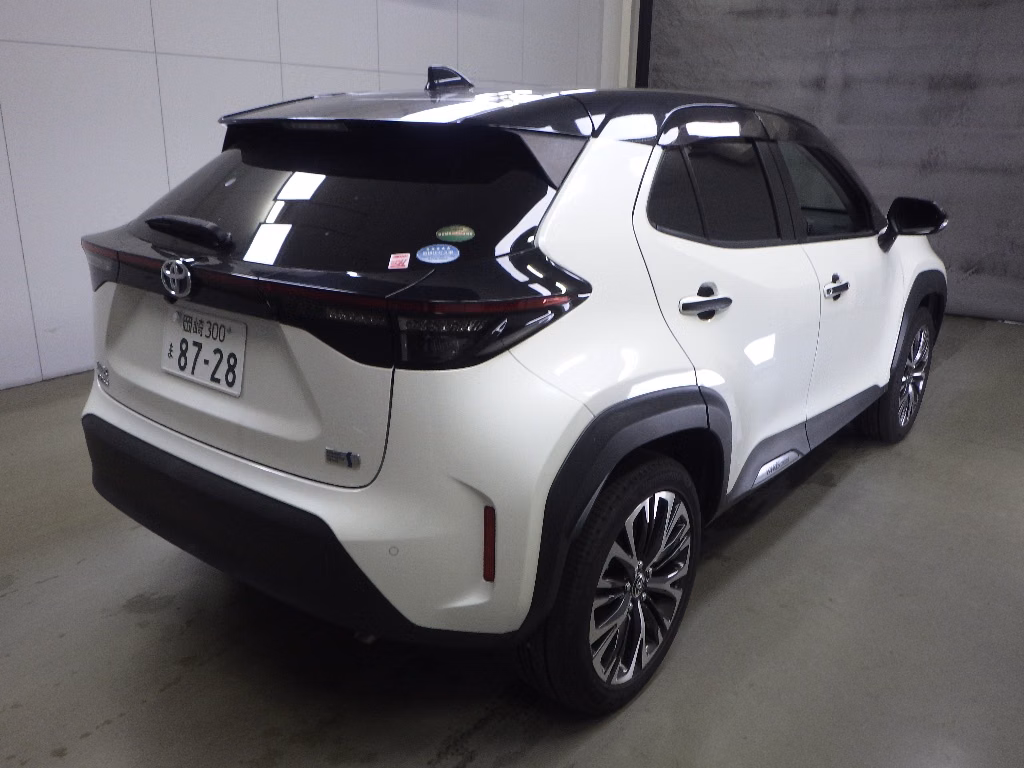 TOYOTA YARIS CROSS