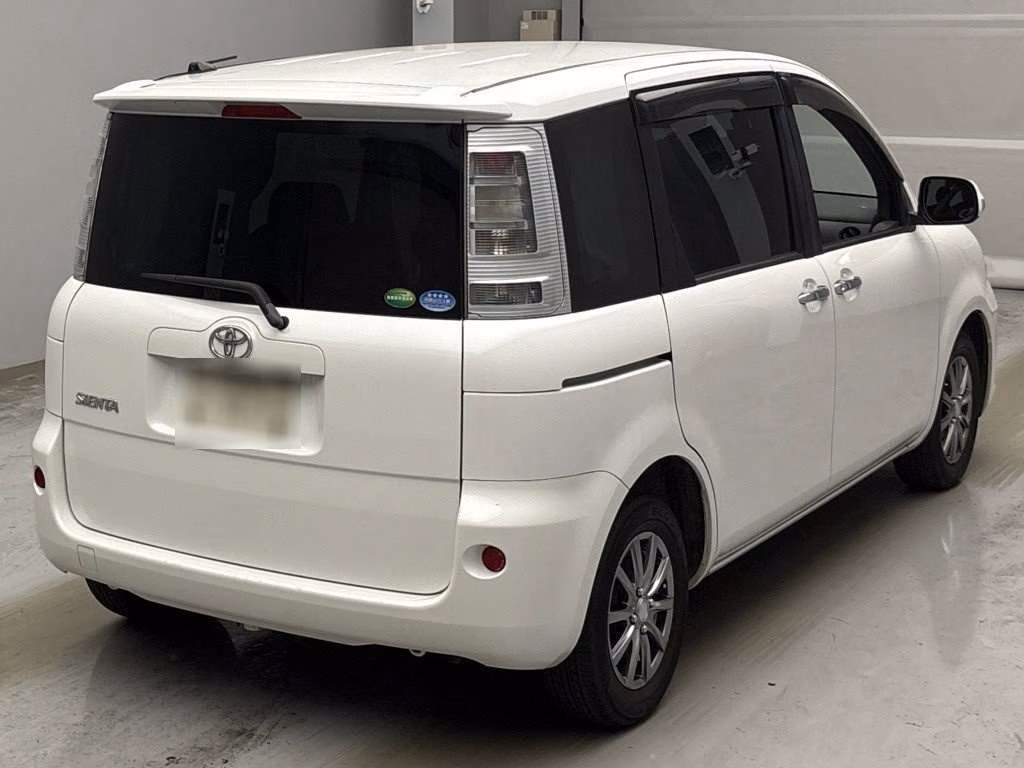 TOYOTA SIENTA