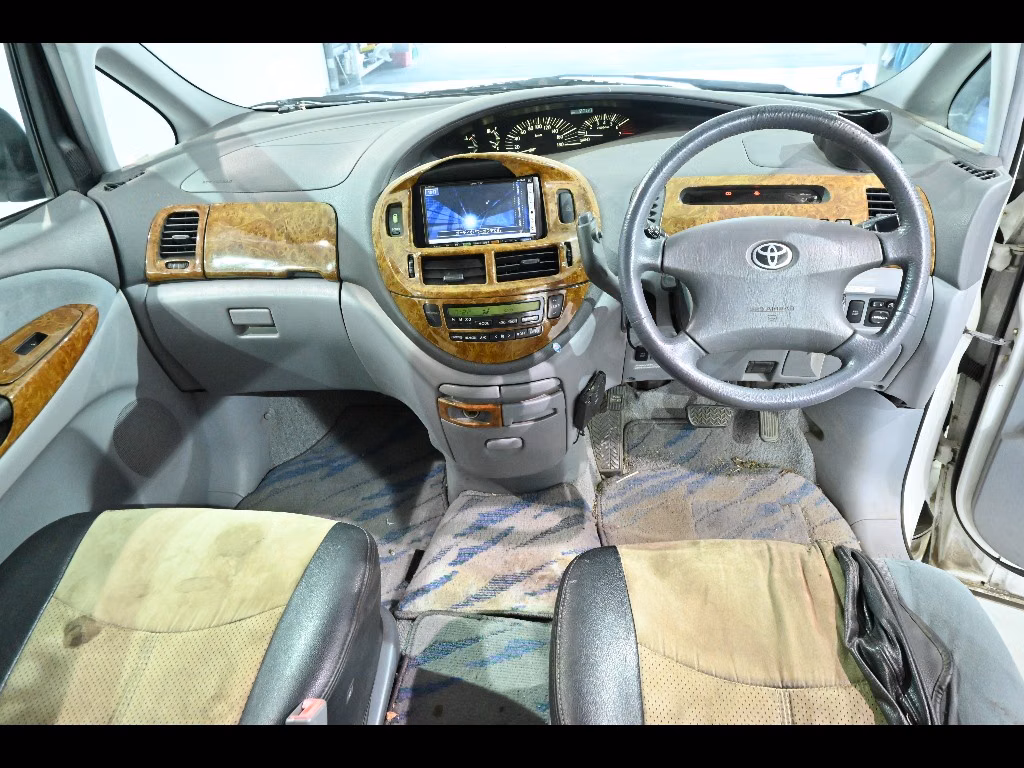TOYOTA ESTIMA