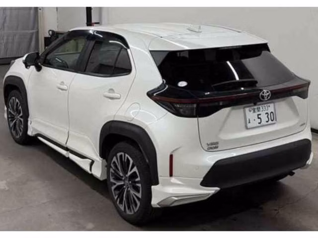 TOYOTA YARIS CROSS