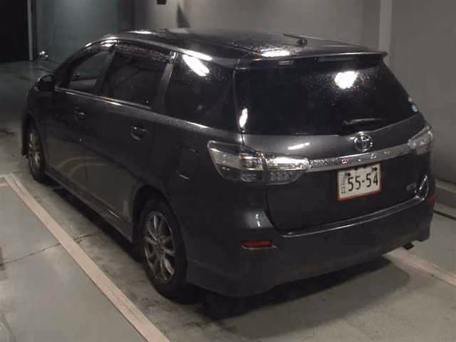 TOYOTA WISH