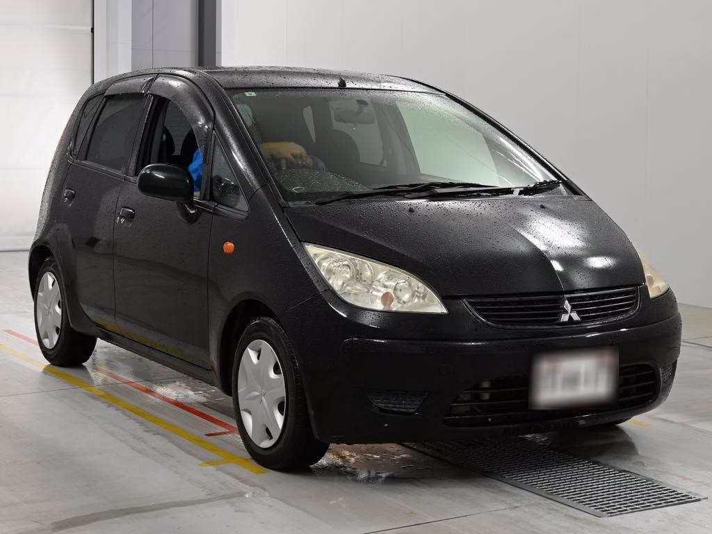 MITSUBISHI COLT
